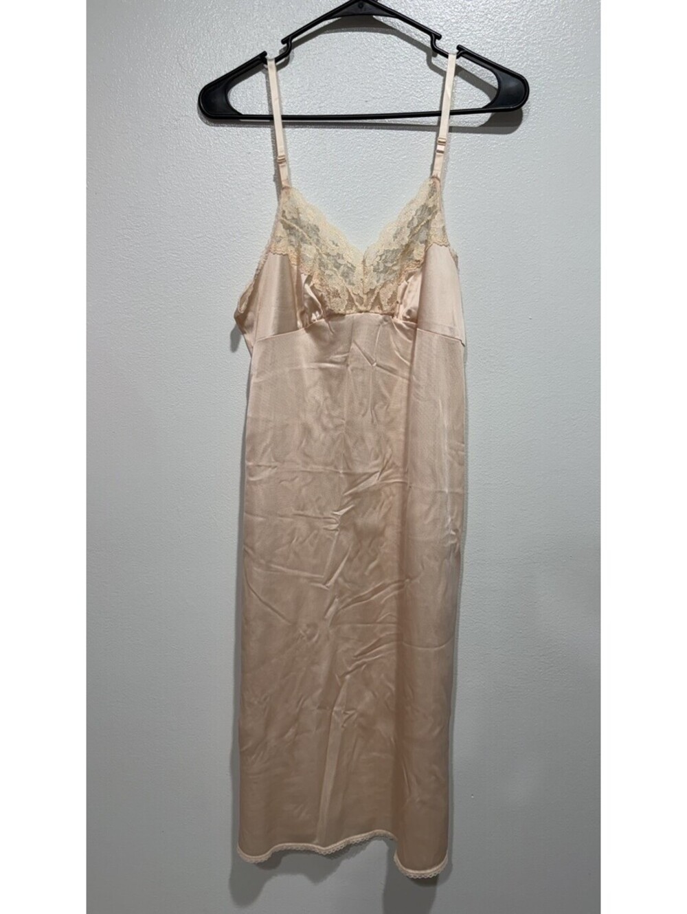 Vintage Hanes Her Way Full Dress Slip Light Pink Antron III Nylon Size 36